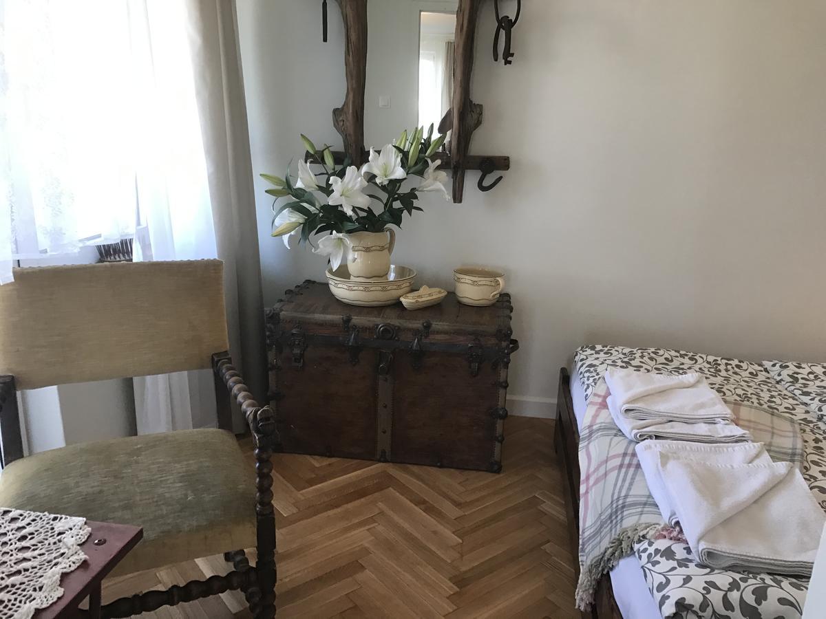 Apartament Karmelicka 19 Muzeum Polin Varsóvia Exterior foto